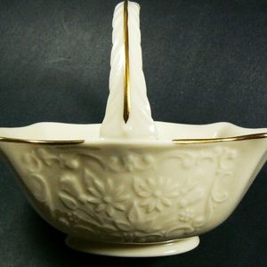 Classic LENOX porcelain Basket Dish Flower Candy MINT
